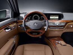 ОСАО «Россия» в Калининграде застраховало автомобиль Mercedes Benz S500 на 4,39 млн рублей  