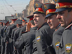 Милиционеры города Заречный под надежной защитой  «Цюрих Ритейл» 